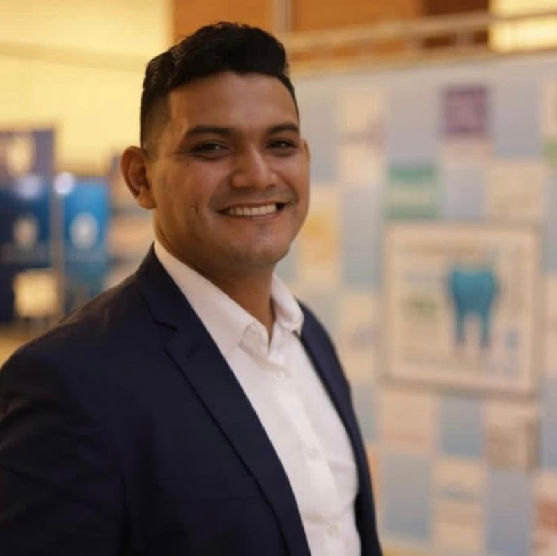 MC - Implantes, Siso e Odontologia Estética