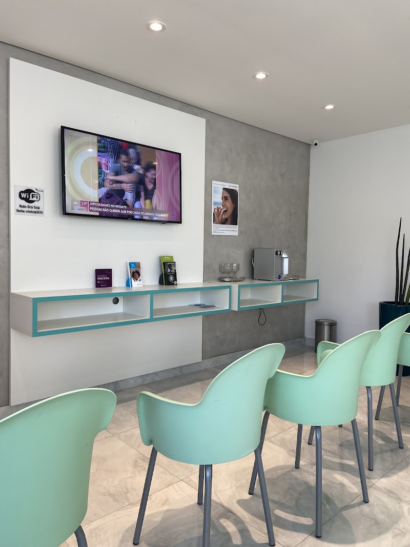 OrtoTotal Odontologia | Ortodontia | Implante Dentário | Dentista em Novo Mundo | Curitiba - PR - foto 4