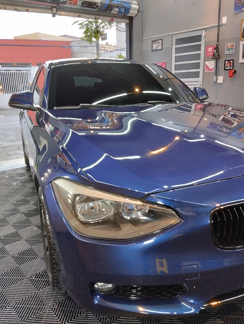 Foto de Silverstone Estética Automotiva, Polimento, Higienização Interna, Película automotivas e Vitrificação