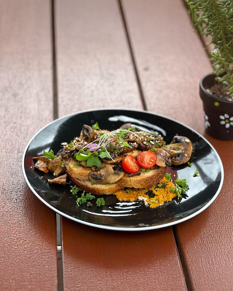 La Vita Restaurant and Cafe photo 3