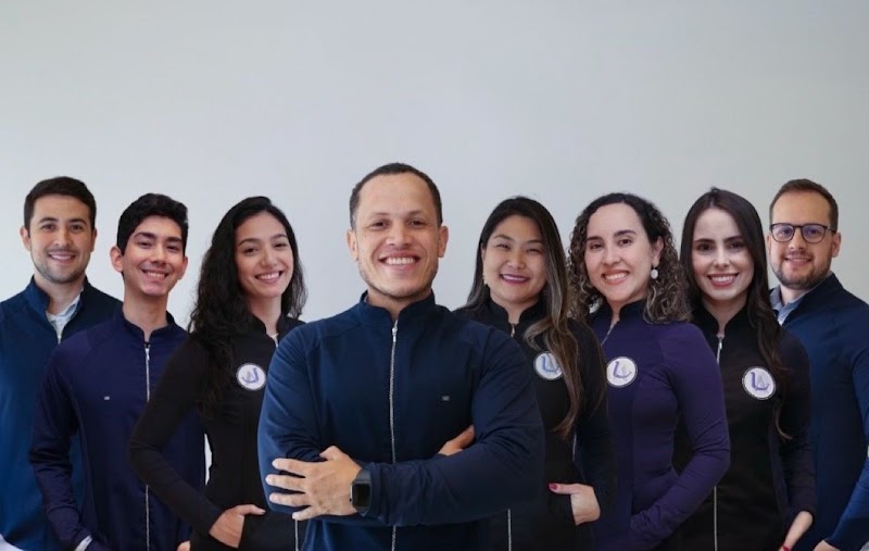 LA Odontologia e Implantodontia - Campo Grande, Implantes Dentários, Lentes Dentais, Invisalign, Urgência Dentista