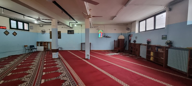 Mosque Bangladesh Islamic Centre photo 2
