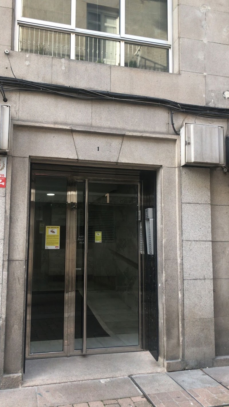 María Troncoso | Abogado en Pontevedra photo 3