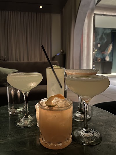 S Bar photo 2