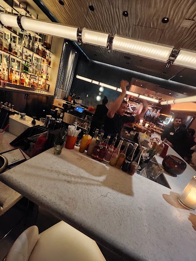 S Bar photo 1