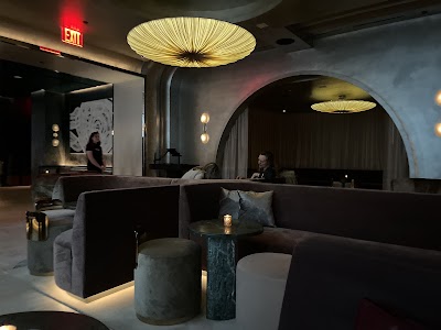 S Bar photo 4
