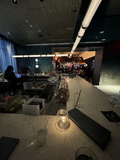 S Bar photo 3