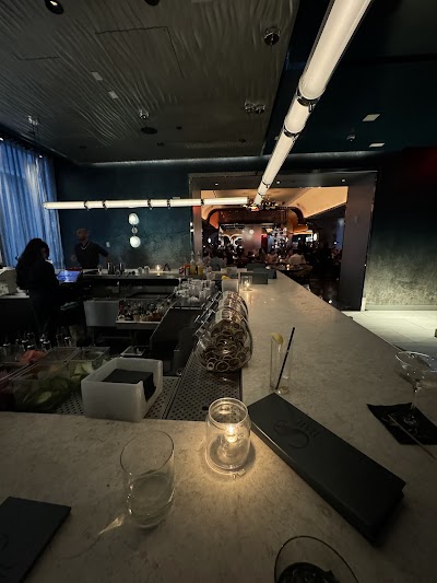S Bar photo 3