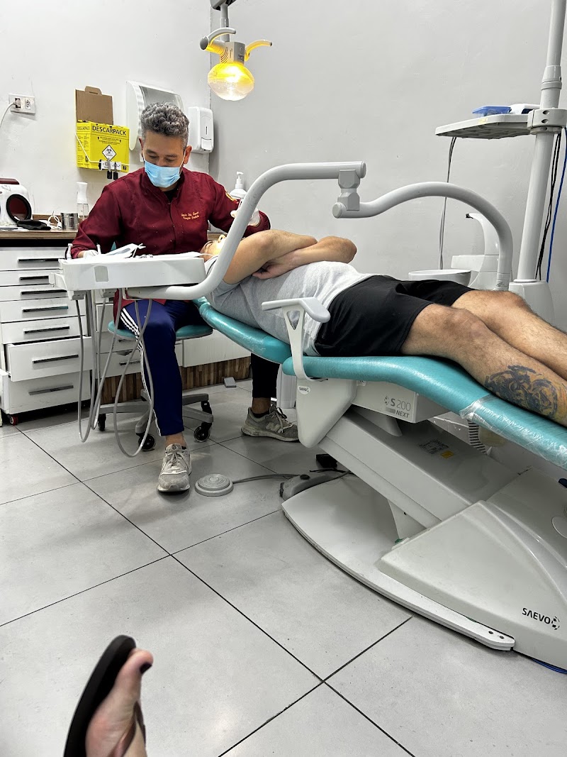 Dentista 24 horas, Atendimentos de Urgências e Convencionais - foto 1