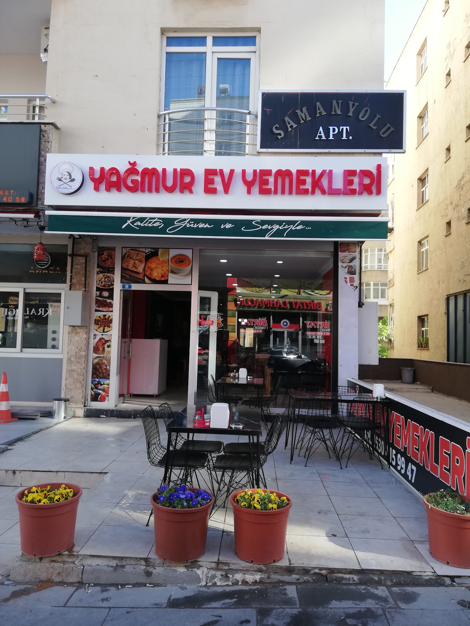 YAĞMUR EV YEMEKLERİ mekanı