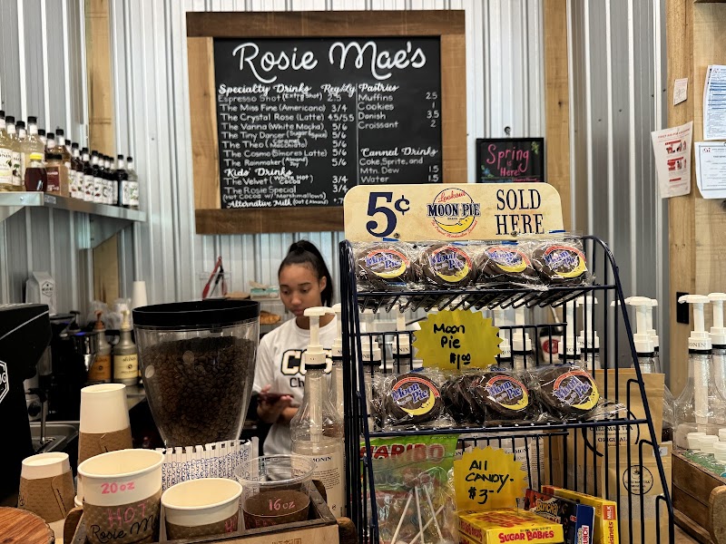 Rosie Mae's Alpaca Farm and boutique photo 4