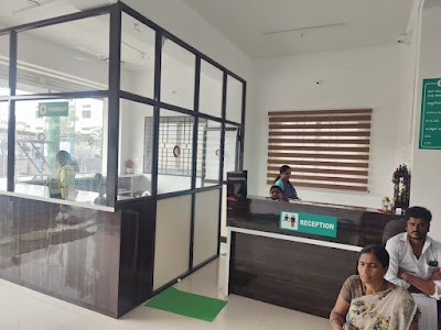 Women's Health Care & Raj Fertility Centre