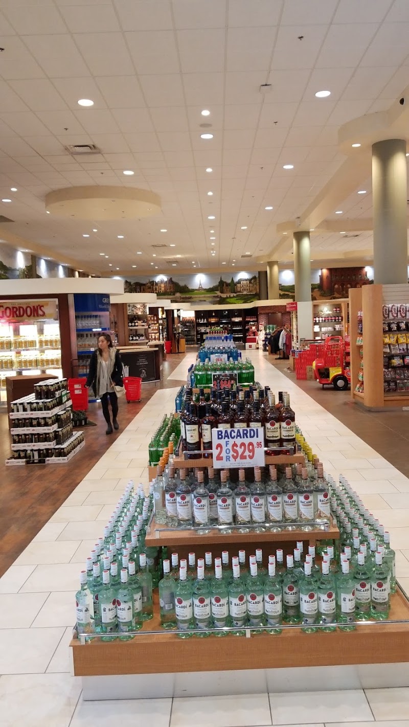 Peace Arch Duty Free photo 4