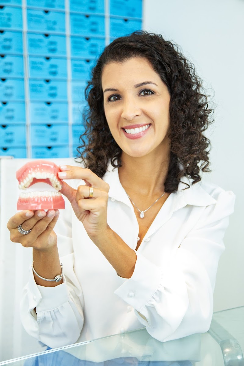 Dra. Thayane Smith | CRO 38185 | Invisalign Doctor