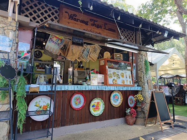 Warong Tiga Lima - Photo 1