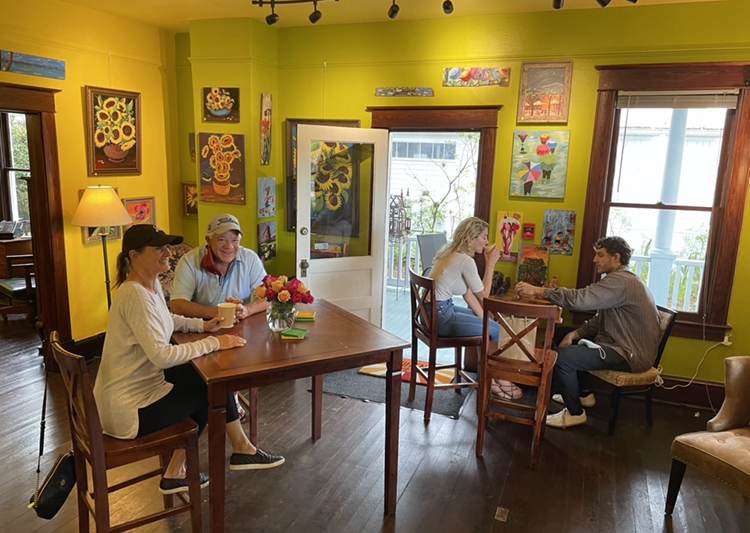 Coffee House Realty Cafe