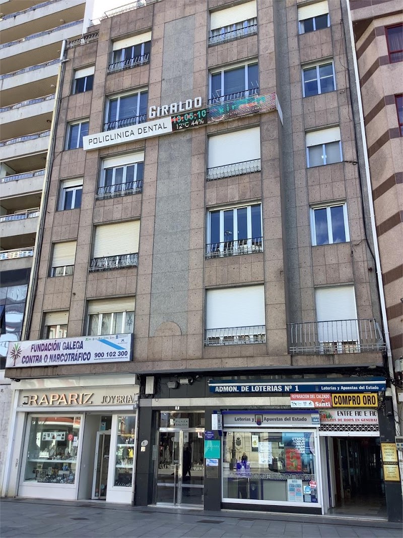 Giraldo Policlínica Dental photo 1