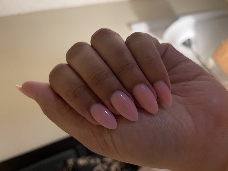 Queen's Nails & Spa