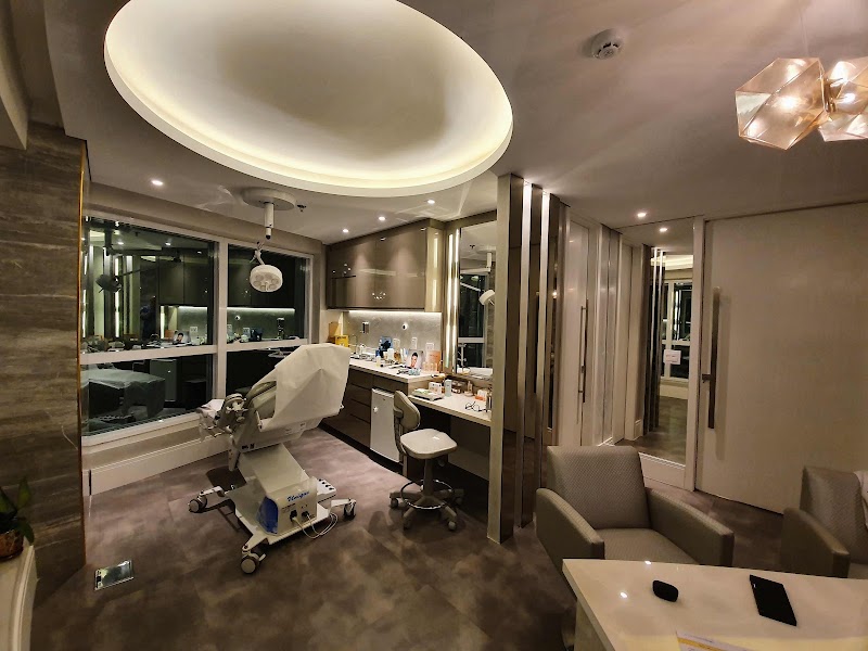 VITALIZZI PREMIUM CLINIC