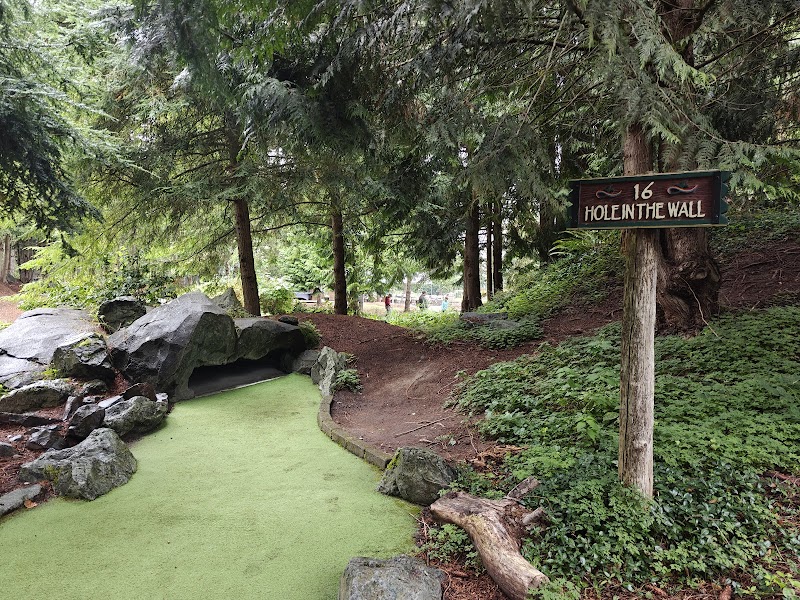 Mini Golf — Miniature Golf Course in Redmond