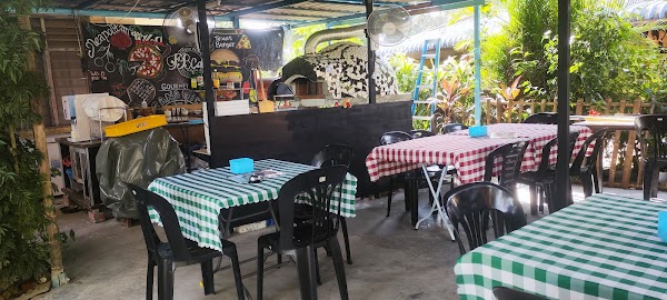 FB Cafe - Napolitan Pizza