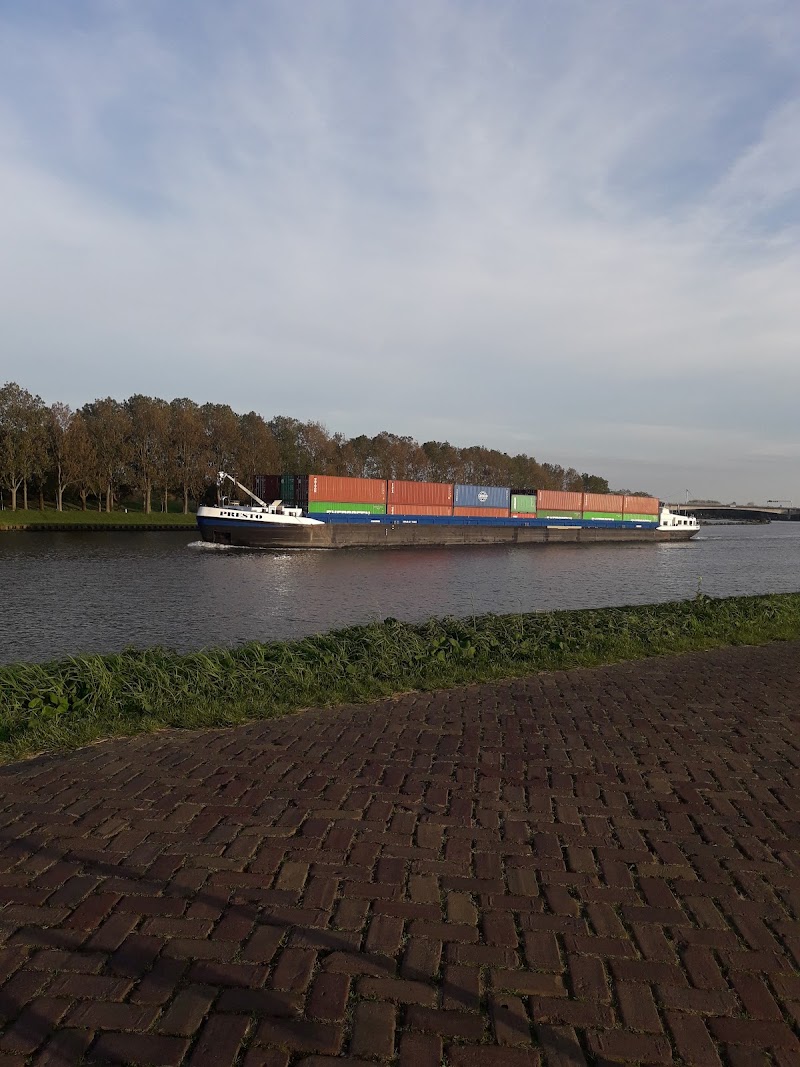 Mosque Al-Karama photo 5