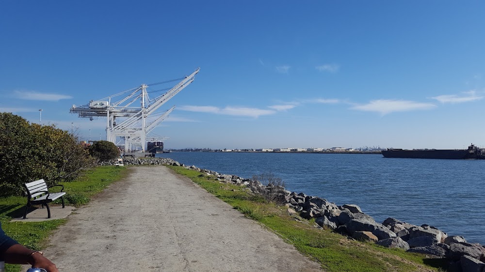 Middle Harbor Shoreline Park photo