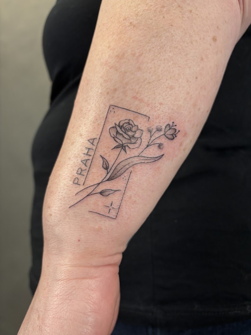 Black House Tattoo Salon Prague