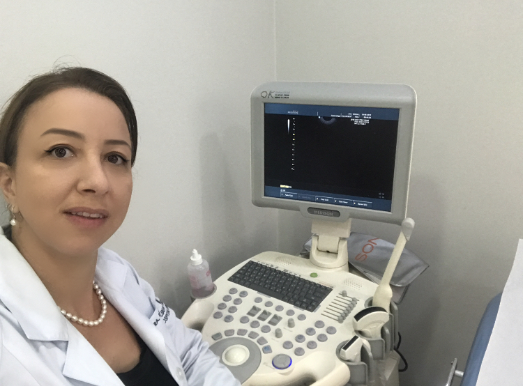 Foto de Dra. Renata Lamego