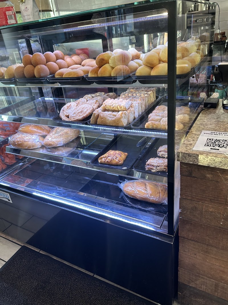 Parva Colombian Bakery & Cafe photo 4