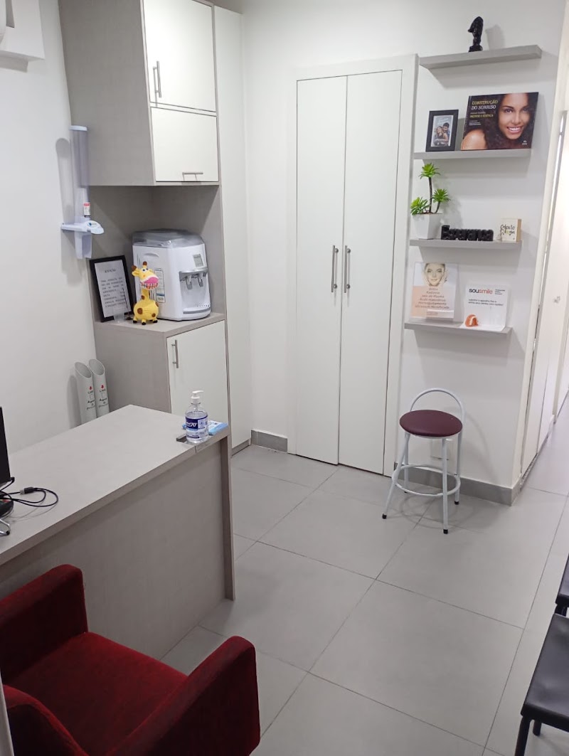 Dra. Luciana Licinio, Ortodontista e Ortopedista Funcional dos Maxilares - Clima Odontologia - foto 3