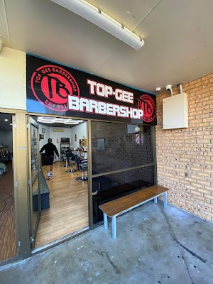 TOP-GEE BARBERSHOP photo 2
