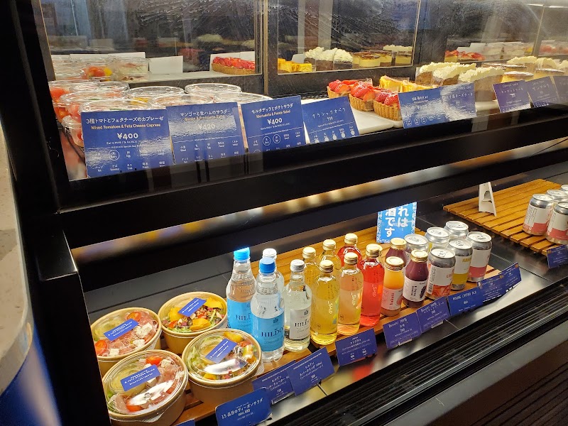 The Front Room Deli Restaurant Marunouchi photo 5