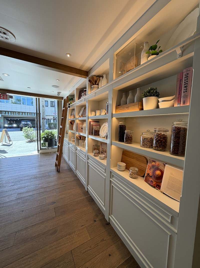 Bacio Di Latte | Beverly Hills, LA