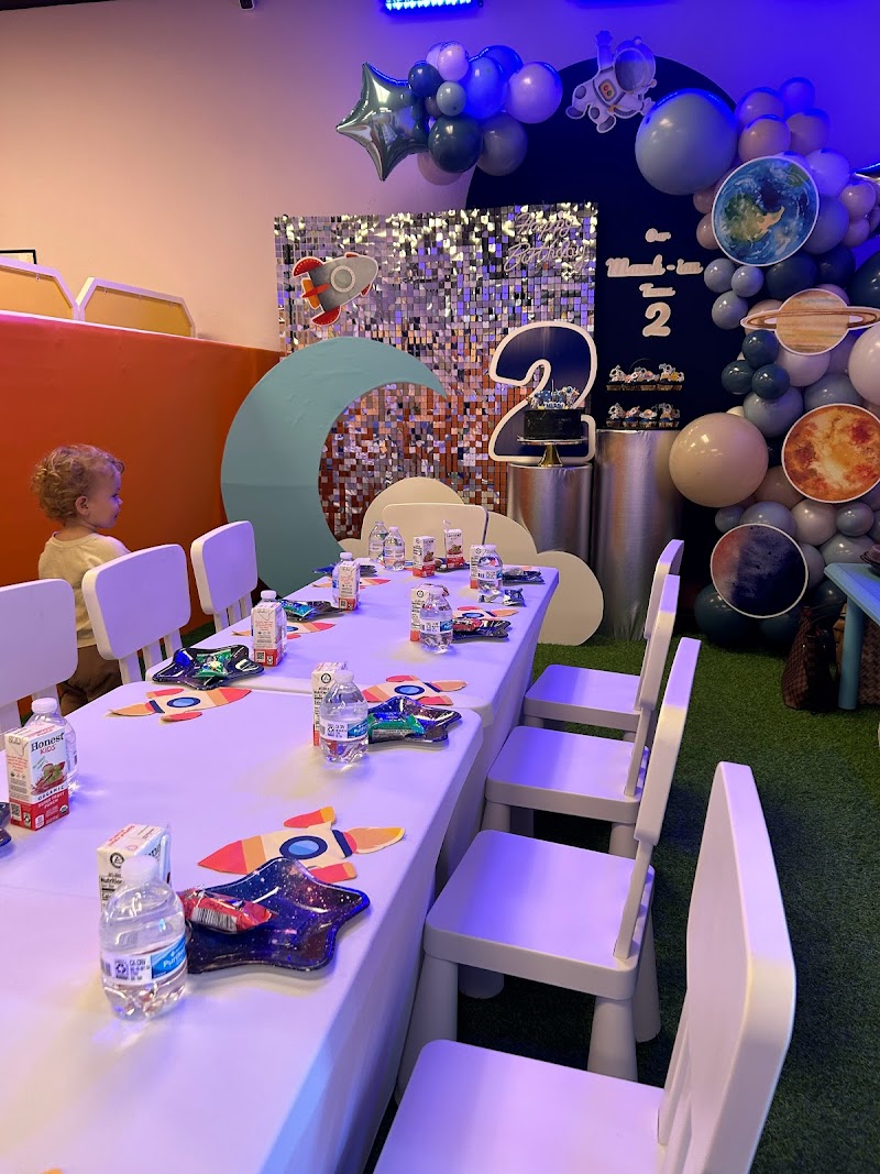 Mini Playtime photo 5