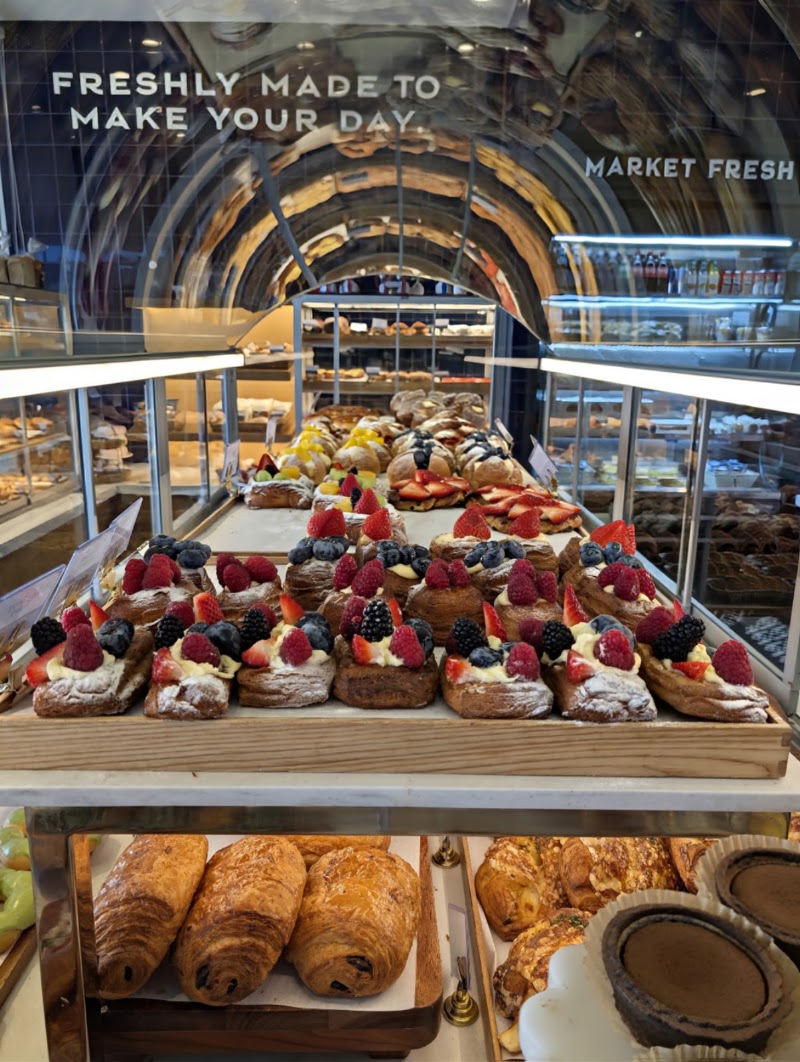 Paris Baguette photo 2