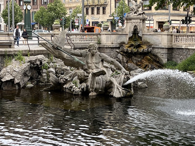 Tritonenbrunnen