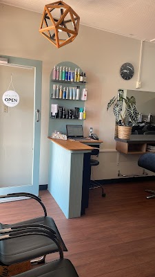 Pretty Skulls Hair & Barber photo 2