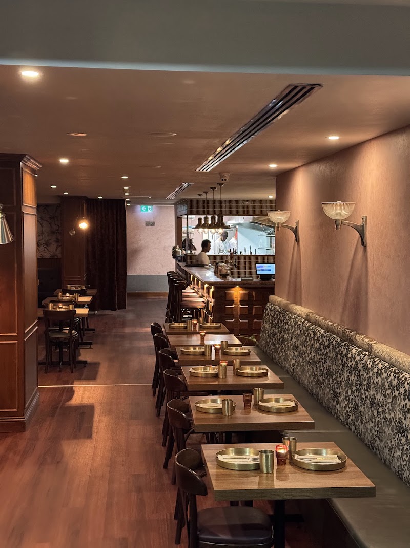 Bombay Bloomers Neutral Bay photo 5