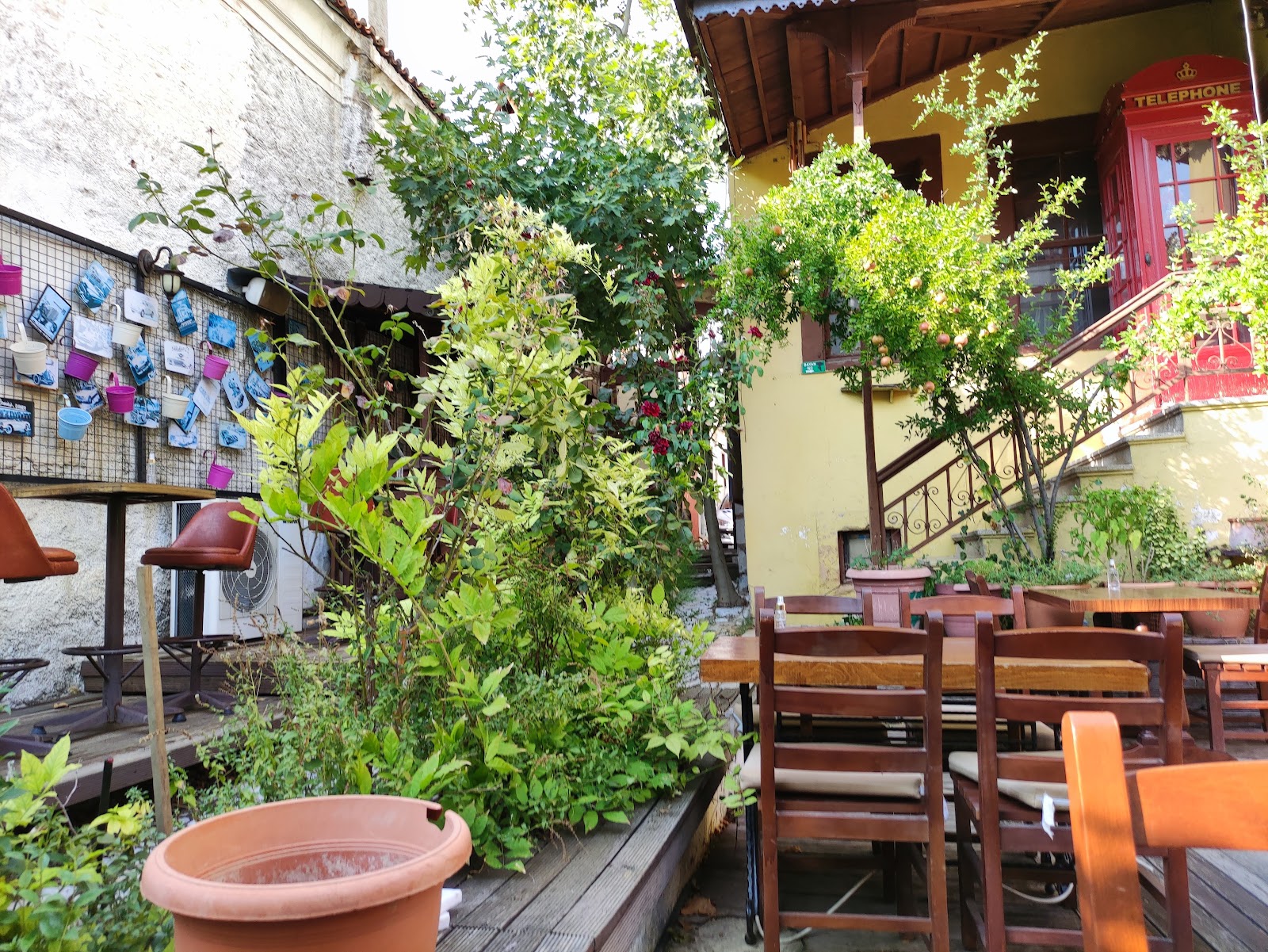 Pub Uç Avlu mekanı