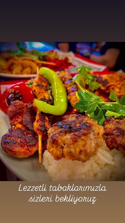 GIT-GIT CHİCKEN HORON KÖFTE SARIGÖL - Restoran