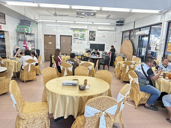 Dragon Kitchen Restaurant - Photo 1