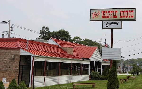 Vic’s Waffle House