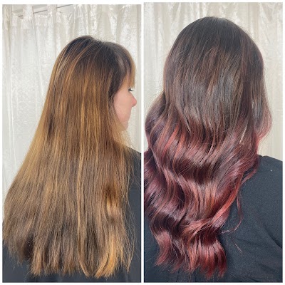 Lorikeet Hair photo 3