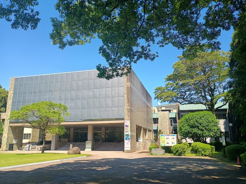 宮崎県総合博物館の外観