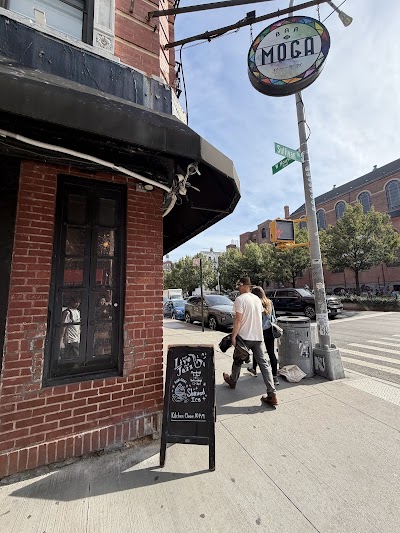 Bar Moga photo 5