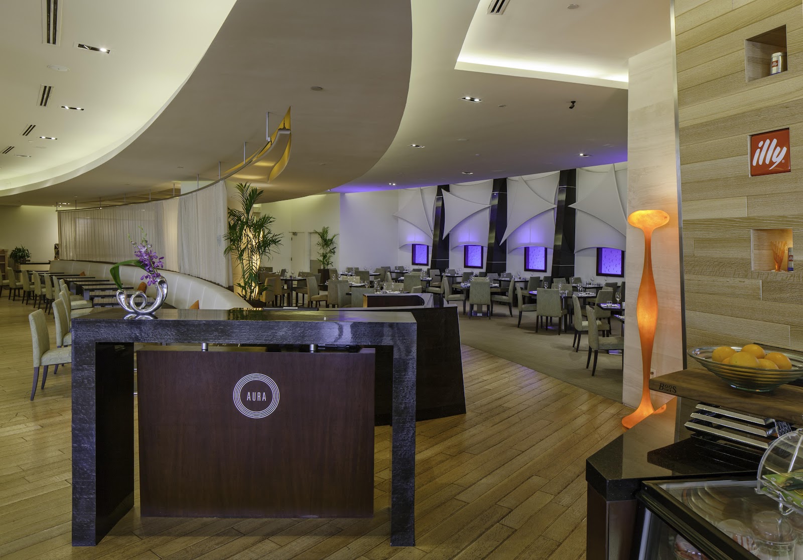 Aura Restaurant