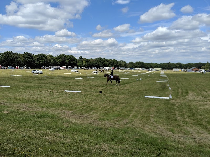 Tweseldown Race Course (Horses)