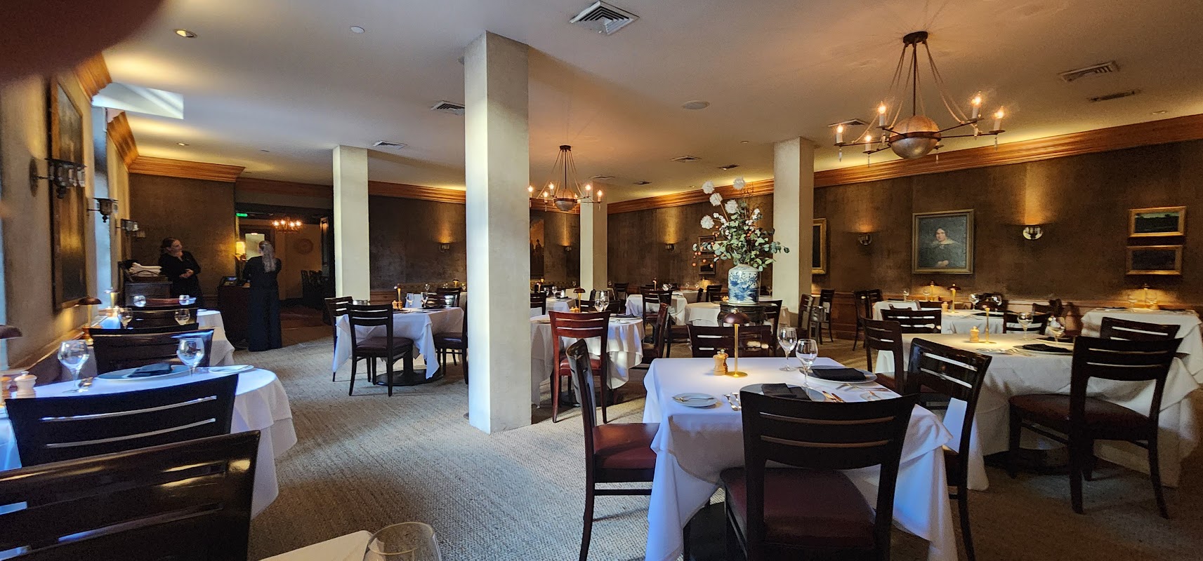 Peninsula Grill photo 2