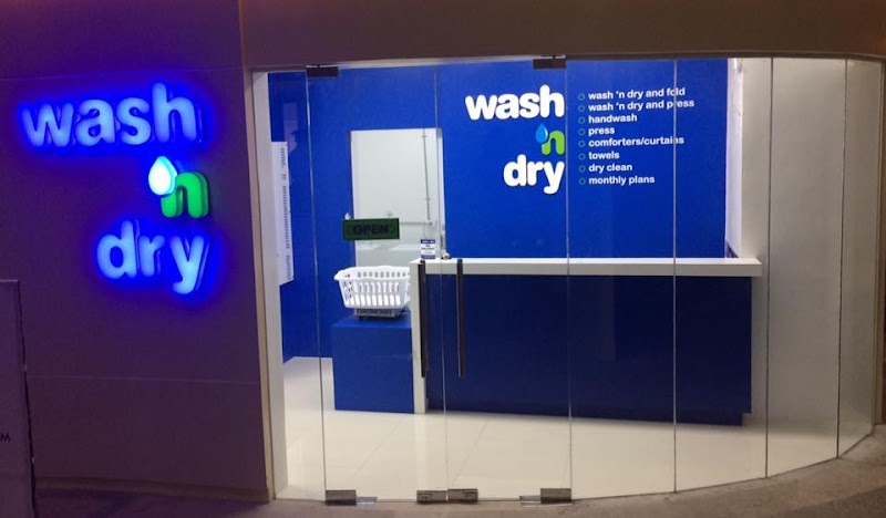 Wash 'N Dry Venice Mall